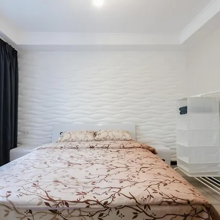 Artal Apartment On Obolonsky Avenue 16 Kyiv Exterior photo